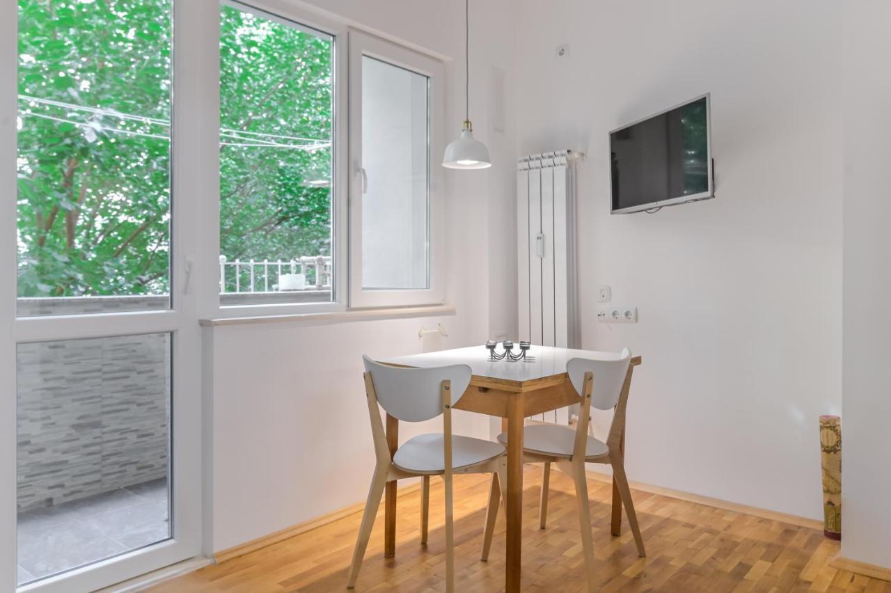 Bright Apartment In The Heart Of The City By Flat Mаnager Σόφια Εξωτερικό φωτογραφία