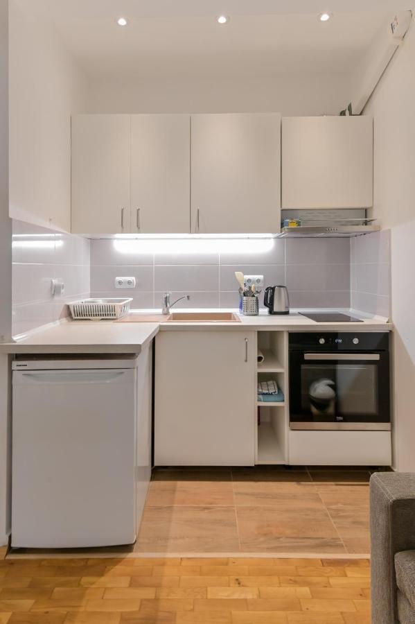 Bright Apartment In The Heart Of The City By Flat Mаnager Σόφια Εξωτερικό φωτογραφία